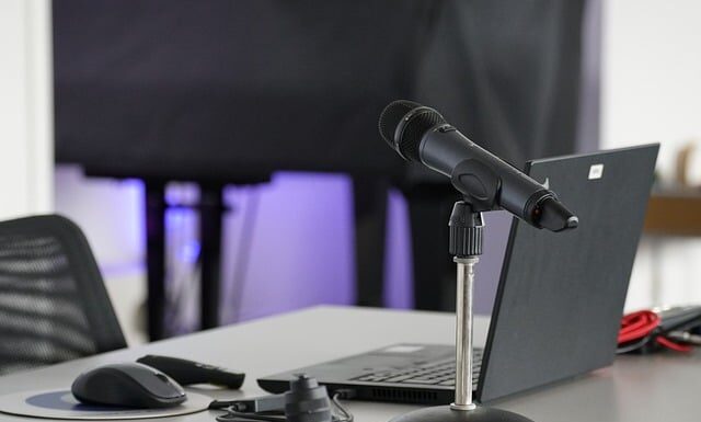 Równowaga między pracą a życiem osobistym w pracy zdalnej za granicą