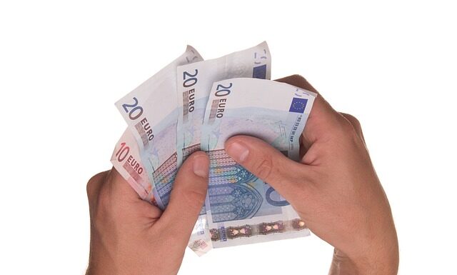 Od kogo można pożyczyć pieniądze? Od kogo można pożyczyć pieniądze?