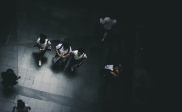 Czy liceum zawodowe to wykształcenie średnie?