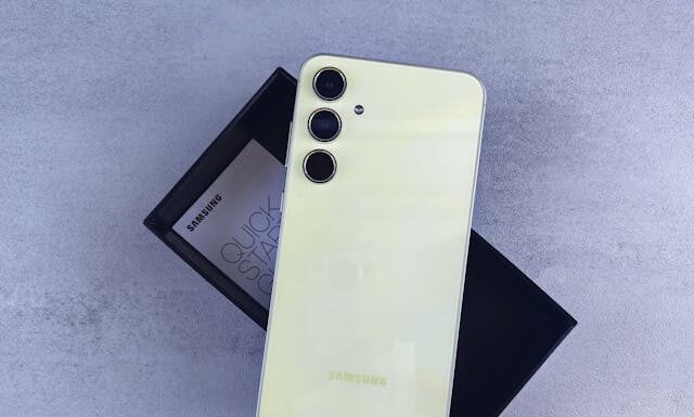 Samsung Galaxy S25 FE