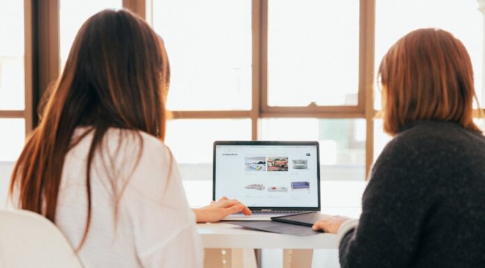 Dlaczego warto założyć sklep internetowy na Shopify i jak to zrobić